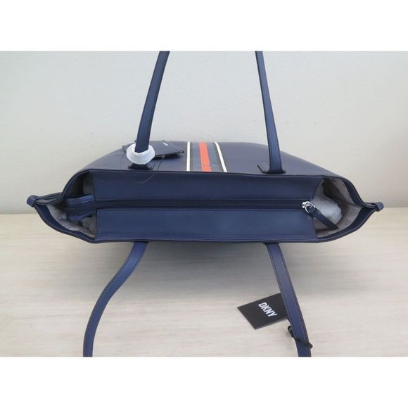 DKNY R21AAQ04 Women's Large Navy Blue w/Stripes Bradee Tote w/Card Pouch $228 - Picture 8 of 12